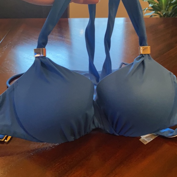 Victoria’s Secret bathing suit. Never worn. No tags - Picture 3 of 8